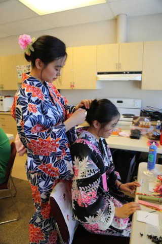 Kimono Dressing 着物着付け教室
