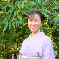 しぐさ美人さとこ